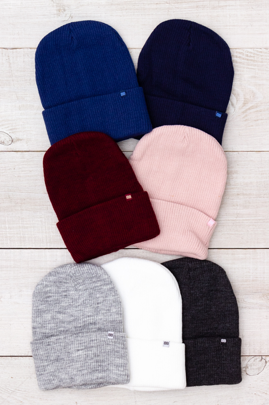 Шапка жіноча